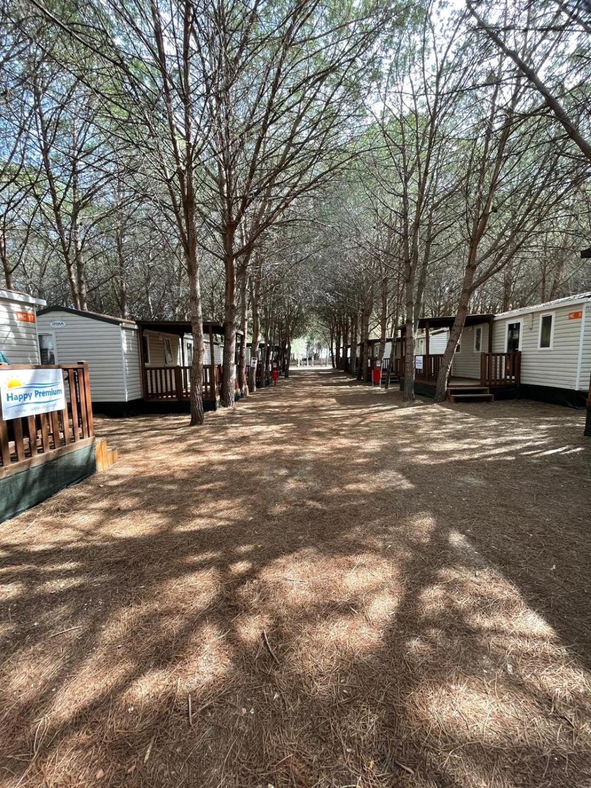 Happy Camp Mobile Homes In Camping Iscrixedda Lotzorai Ngoại thất bức ảnh