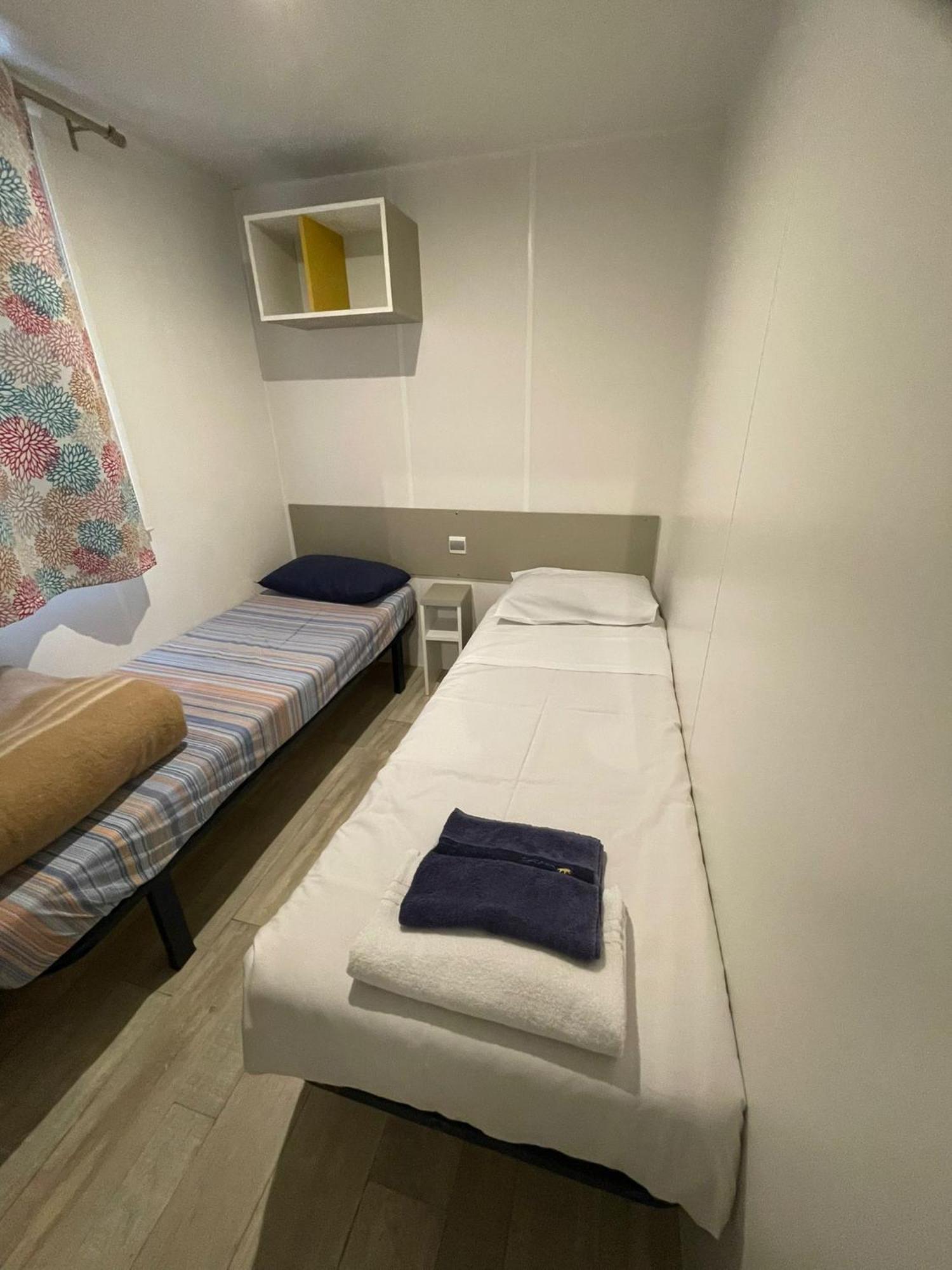 Happy Camp Mobile Homes In Camping Iscrixedda Lotzorai Ngoại thất bức ảnh