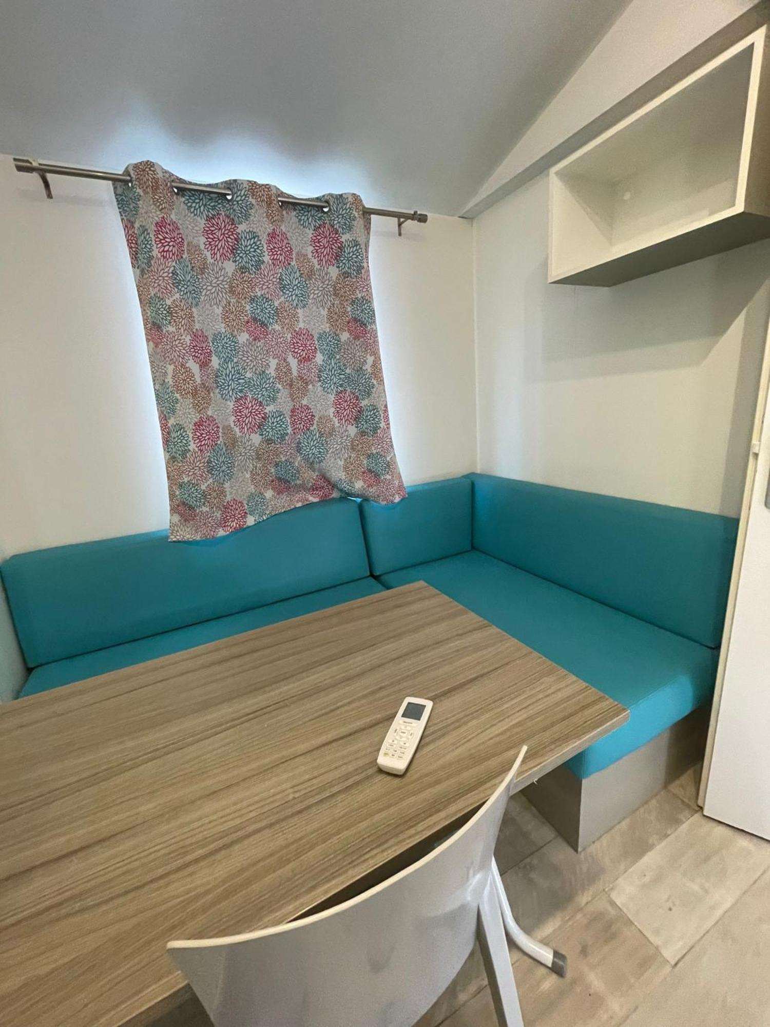 Happy Camp Mobile Homes In Camping Iscrixedda Lotzorai Ngoại thất bức ảnh
