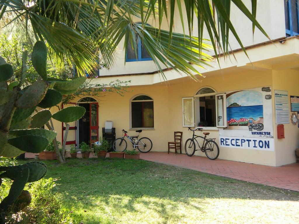 Happy Camp Mobile Homes In Camping Iscrixedda Lotzorai Ngoại thất bức ảnh